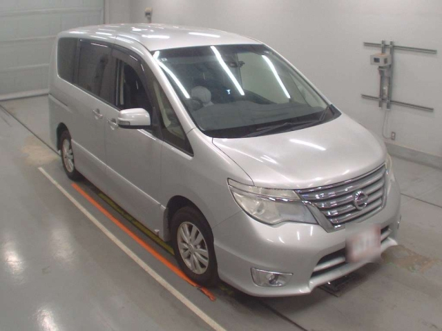 NISSAN SERENA 2015