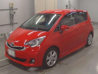 TOYOTA RACTIS 2015