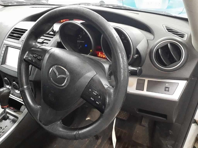 MAZDA AXELA 2011