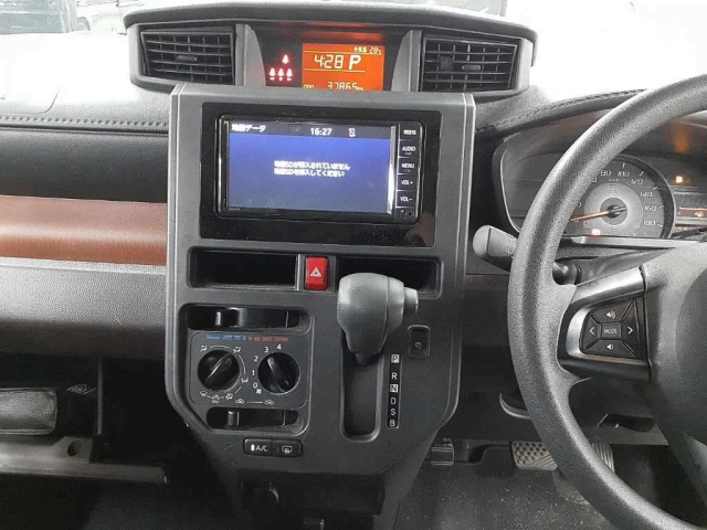 TOYOTA ROOMY 2020