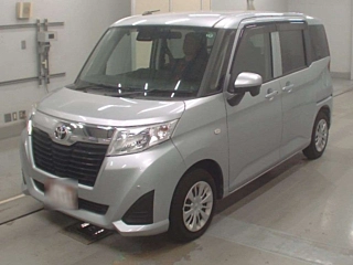 TOYOTA ROOMY 2020