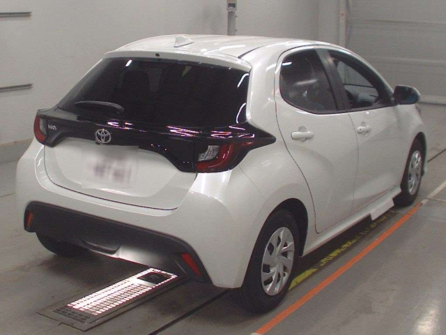TOYOTA YARIS 2025