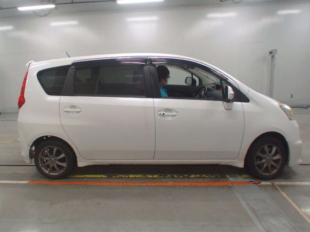 TOYOTA PASSO SETTE 2009