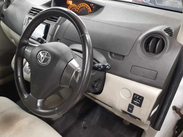 TOYOTA PASSO SETTE 2009