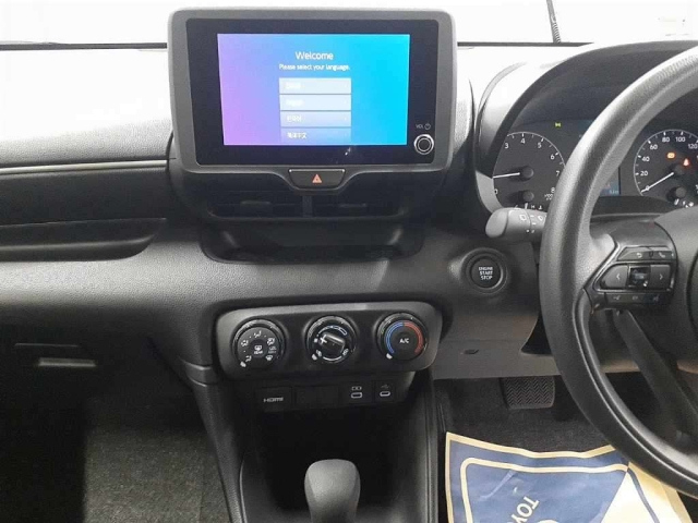 TOYOTA YARIS 2025