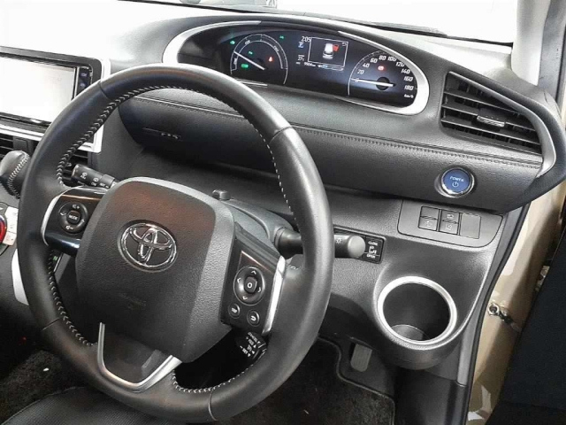 TOYOTA SIENTA 2022
