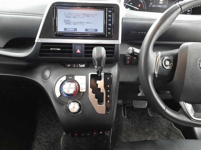 TOYOTA SIENTA 2022