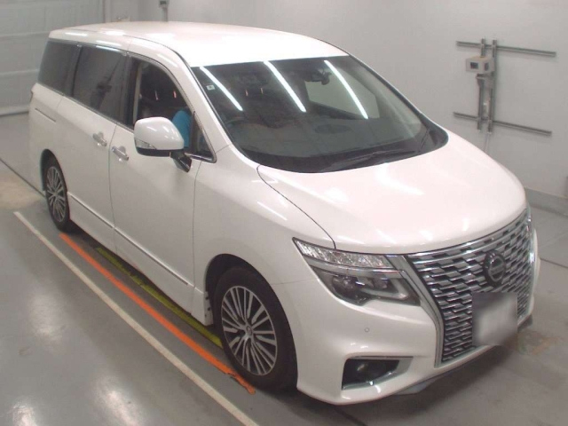 NISSAN ELGRAND 2021