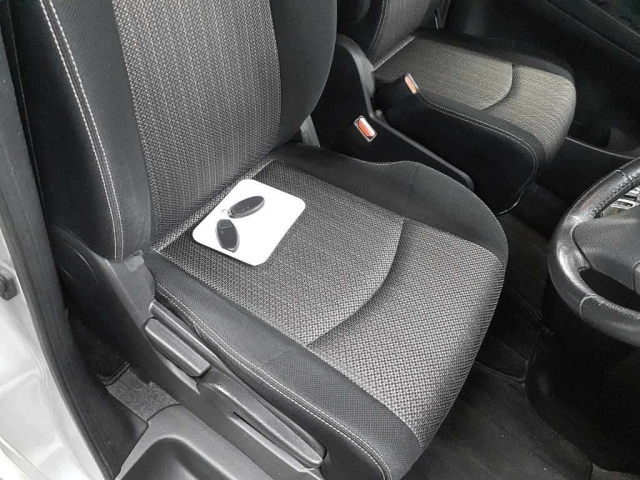 NISSAN SERENA 2014