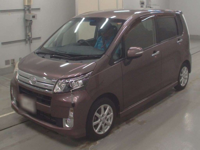 DAIHATSU MOVE 2013