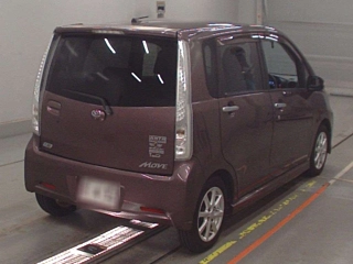 DAIHATSU MOVE 2013
