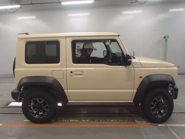 SUZUKI JIMNY SIERRA 2025