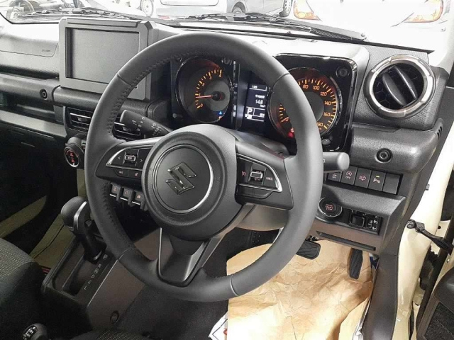 SUZUKI JIMNY SIERRA 2025