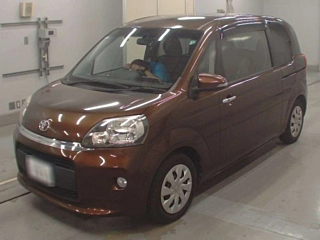 TOYOTA PORTE 2014