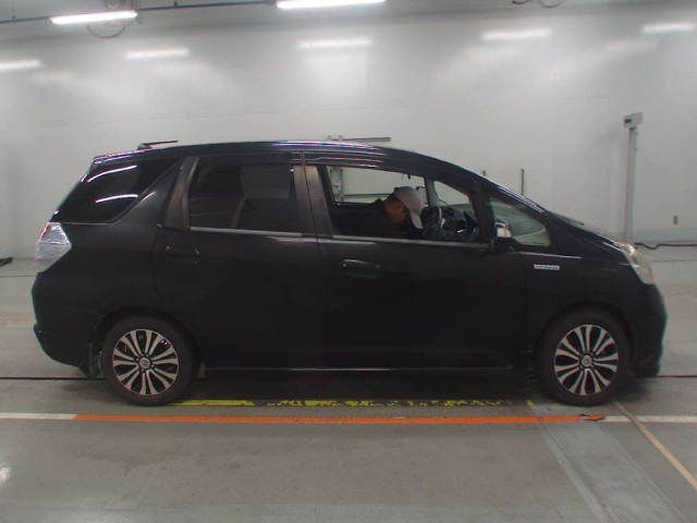 HONDA FIT SHUTTLE 2014