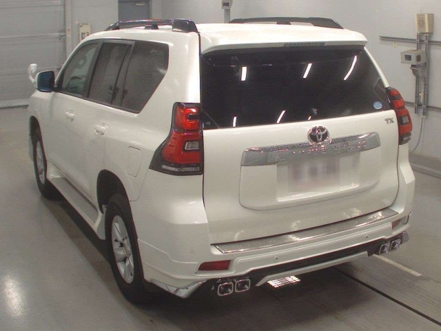 TOYOTA LAND CRUISER PRADO 2020
