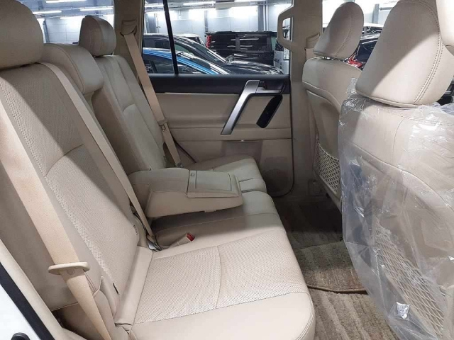 TOYOTA LAND CRUISER PRADO 2020