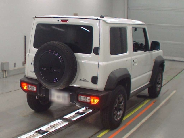 SUZUKI JIMNY SIERRA 2023