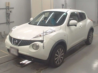 NISSAN JUKE 2011
