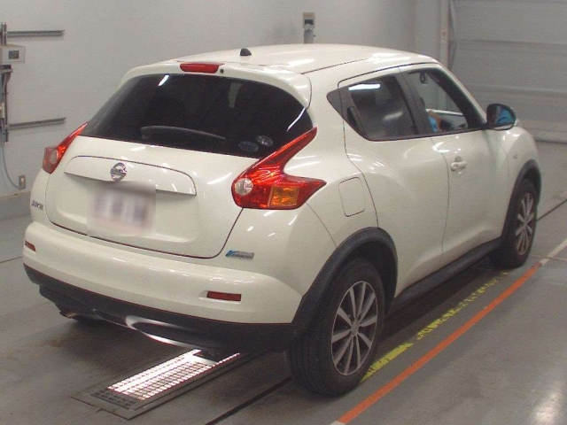 NISSAN JUKE 2011