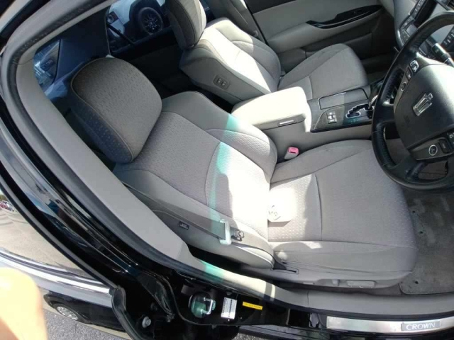 TOYOTA CROWN 2008