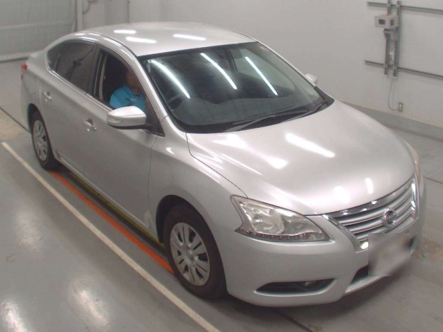 NISSAN SYLPHY 2013