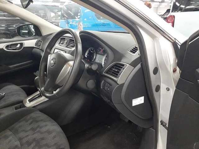 NISSAN SYLPHY 2013