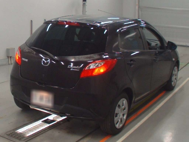 MAZDA DEMIO 2012