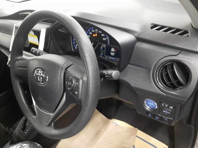 TOYOTA COROLLA AXIO 2025