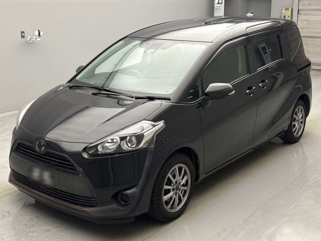 TOYOTA SIENTA 2016