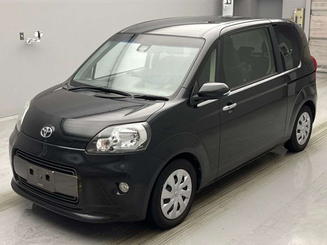 TOYOTA PORTE 2017