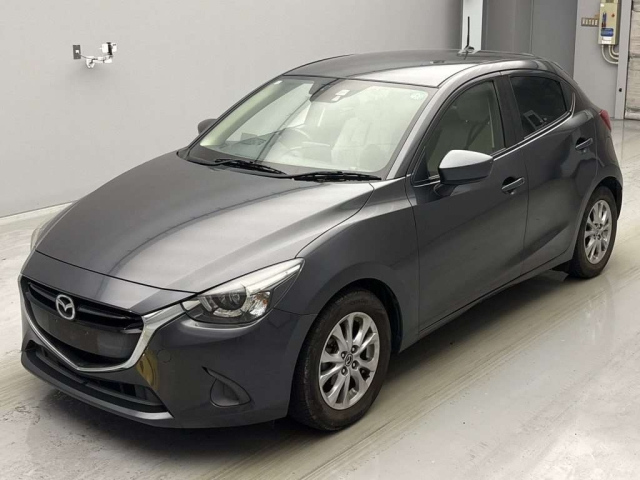 MAZDA DEMIO 2015
