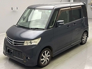 NISSAN ROOX 2010