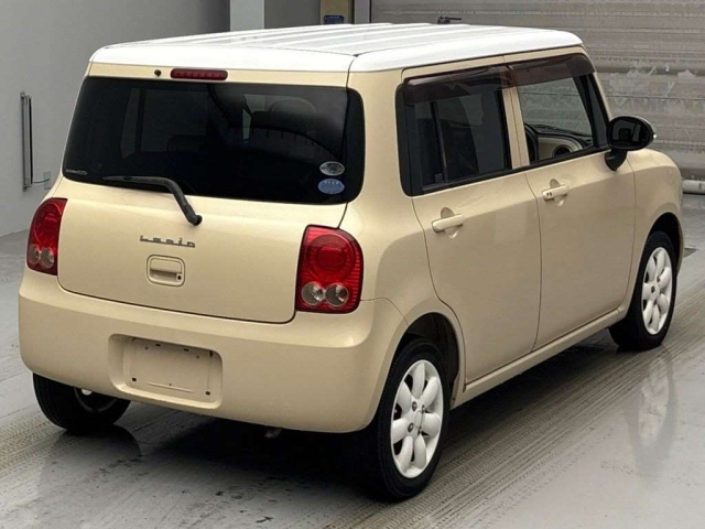 SUZUKI ALTO LAPIN 2011