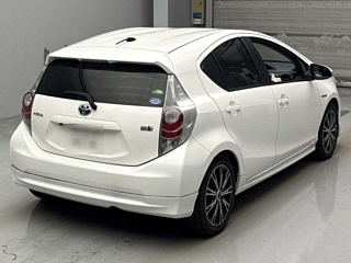 TOYOTA AQUA 2014