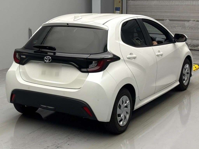 TOYOTA YARIS 2021