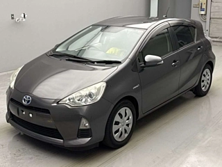 TOYOTA AQUA 2012