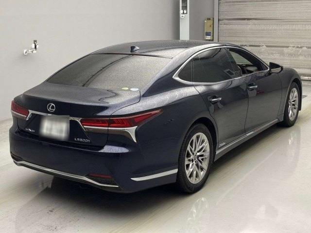 LEXUS LS 2021