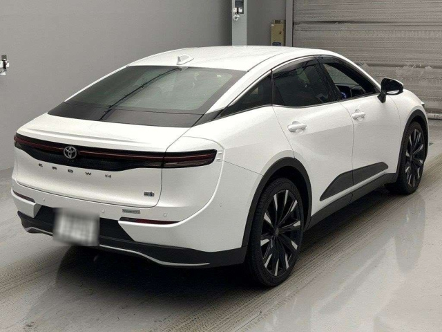 TOYOTA CROWN CROSSOVER 2023