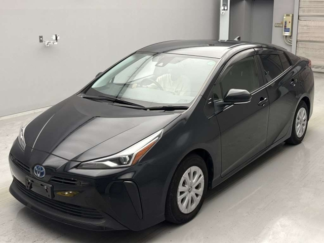 TOYOTA PRIUS 2021