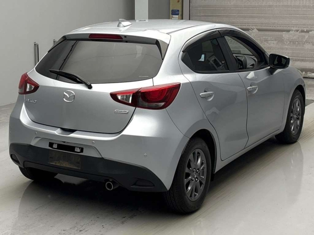 MAZDA DEMIO 2018