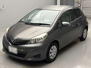 TOYOTA VITZ 2014