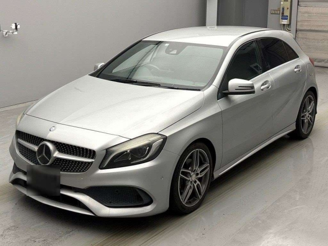 MERCEDES BENZ A CLASS 2016