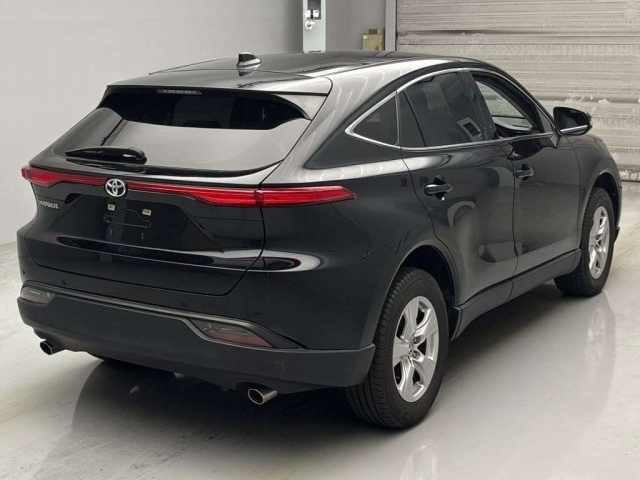 TOYOTA HARRIER 2022