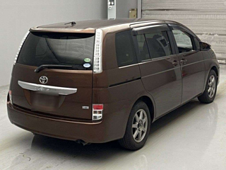 TOYOTA ISIS 2014