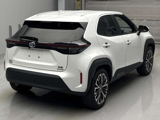 TOYOTA YARIS CROSS 2023