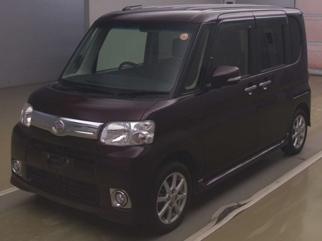 DAIHATSU TANTO 2013