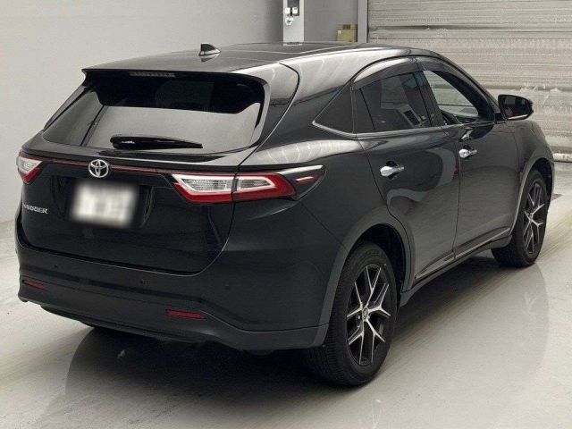 TOYOTA HARRIER 2020