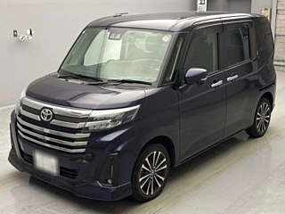 TOYOTA ROOMY 2022