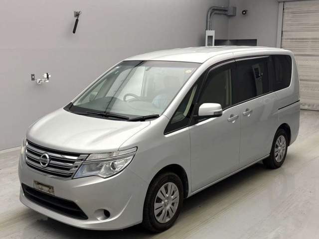 NISSAN SERENA 2015